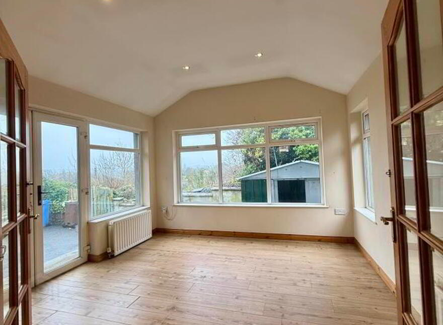 8 Loughview Park, Kilrea, Coleraine, Ballymoney, BT51 5RN