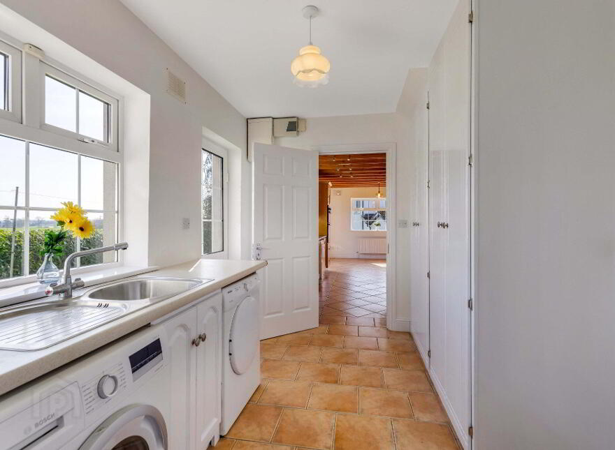 Whispering Pines, Newtown, Trim, C15AC96