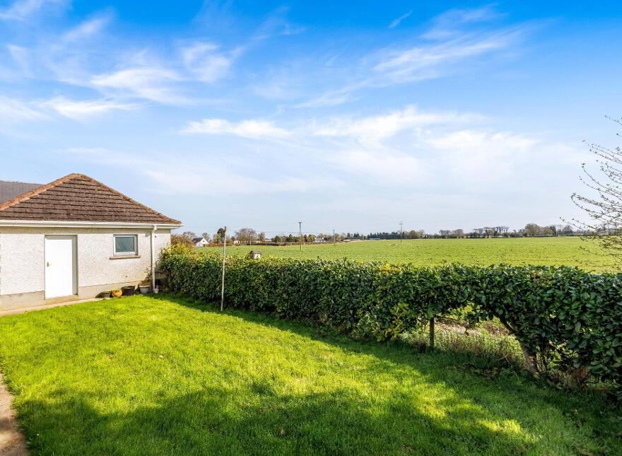 Whispering Pines, Newtown, Trim, C15AC96
