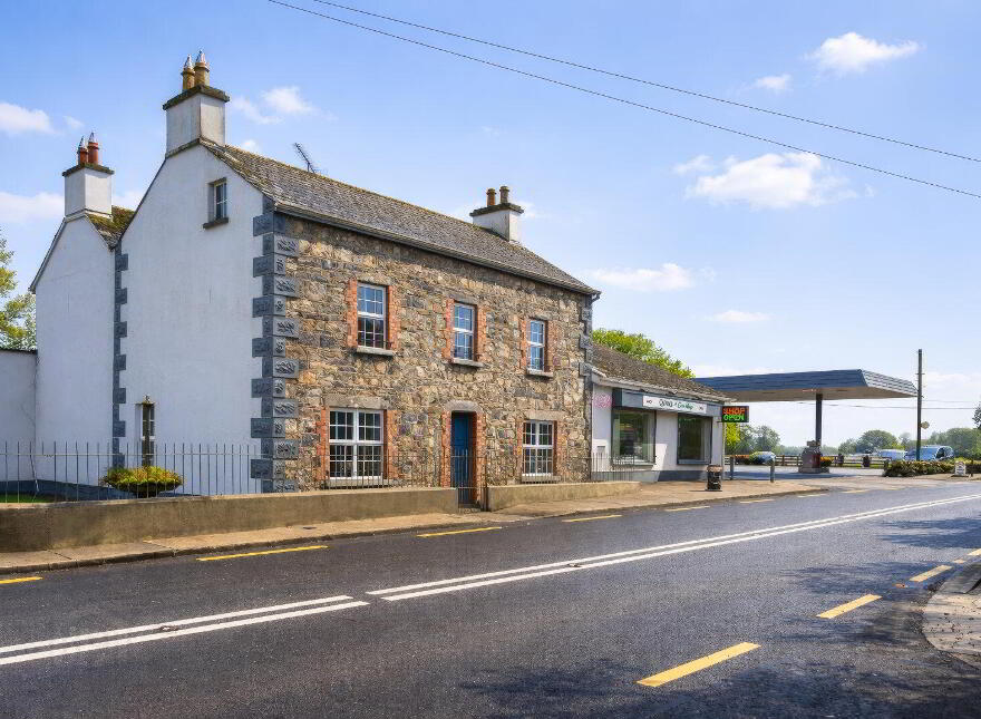 Carrickboy Filling Station, Carrickboy, N39XN81