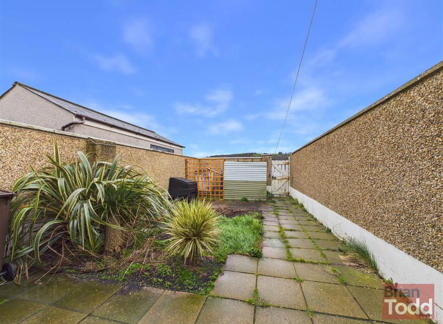 Coastguard Road, Larne, BT40 1AU