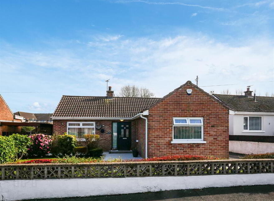 6 Hollygate Park, Church Road, Carryduff, Belfast, BT8 8DZ