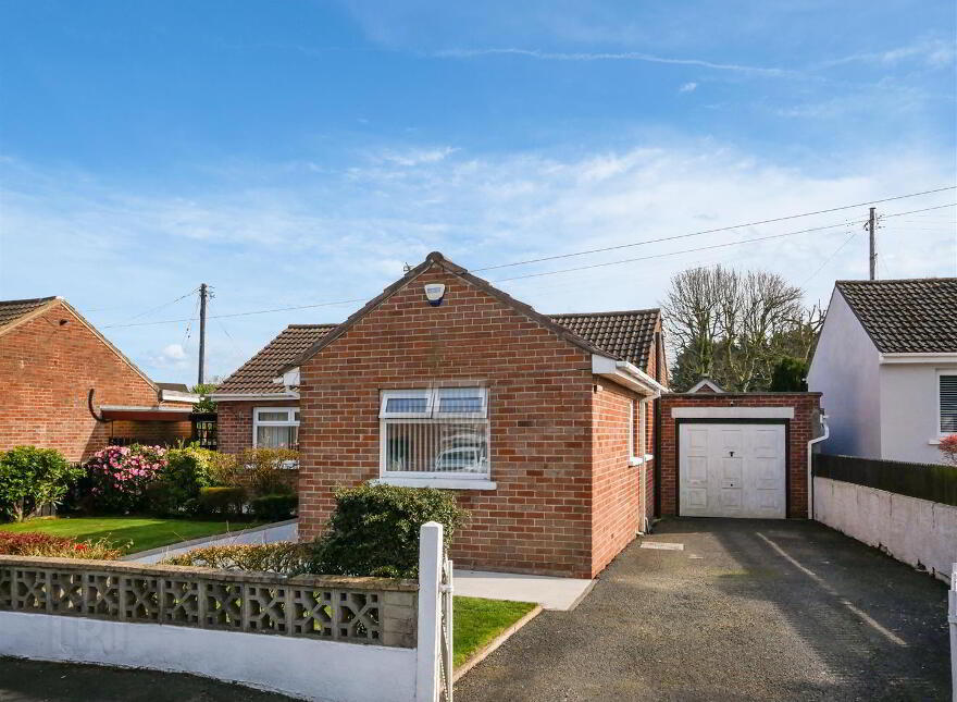 6 Hollygate Park, Church Road, Carryduff, Belfast, BT8 8DZ