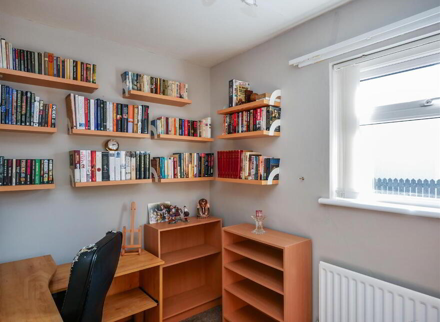6 Hollygate Park, Church Road, Carryduff, Belfast, BT8 8DZ