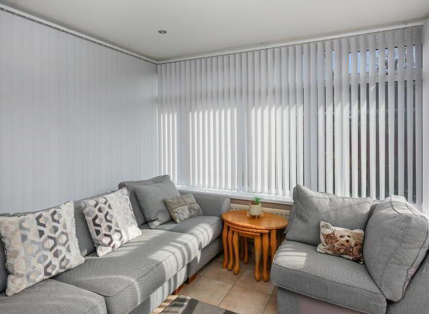 6 Hollygate Park, Church Road, Carryduff, Belfast, BT8 8DZ