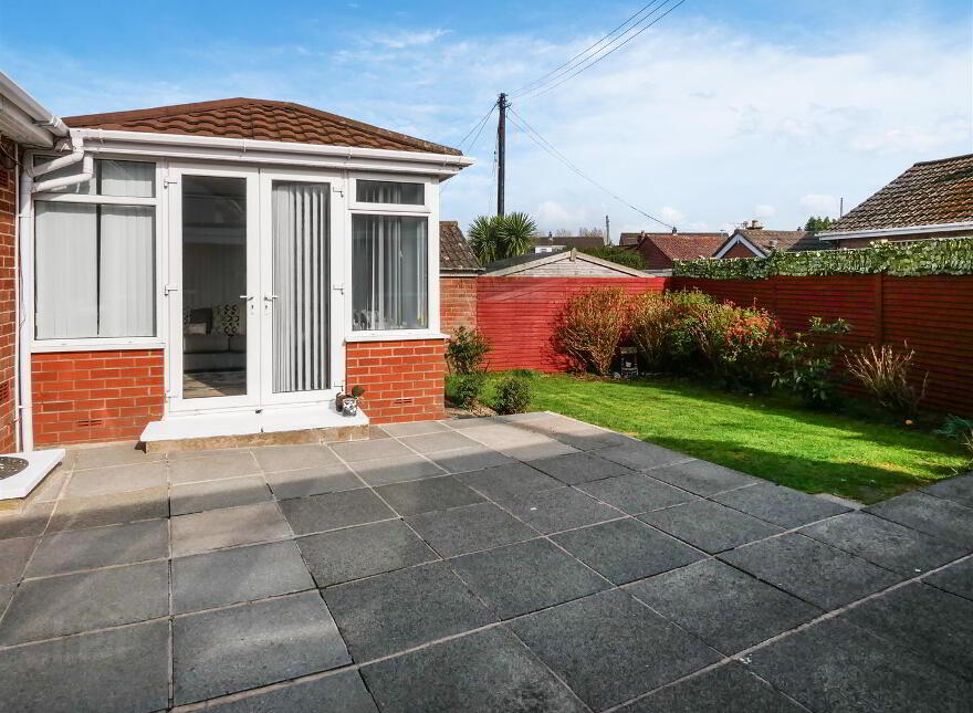 6 Hollygate Park, Church Road, Carryduff, Belfast, BT8 8DZ