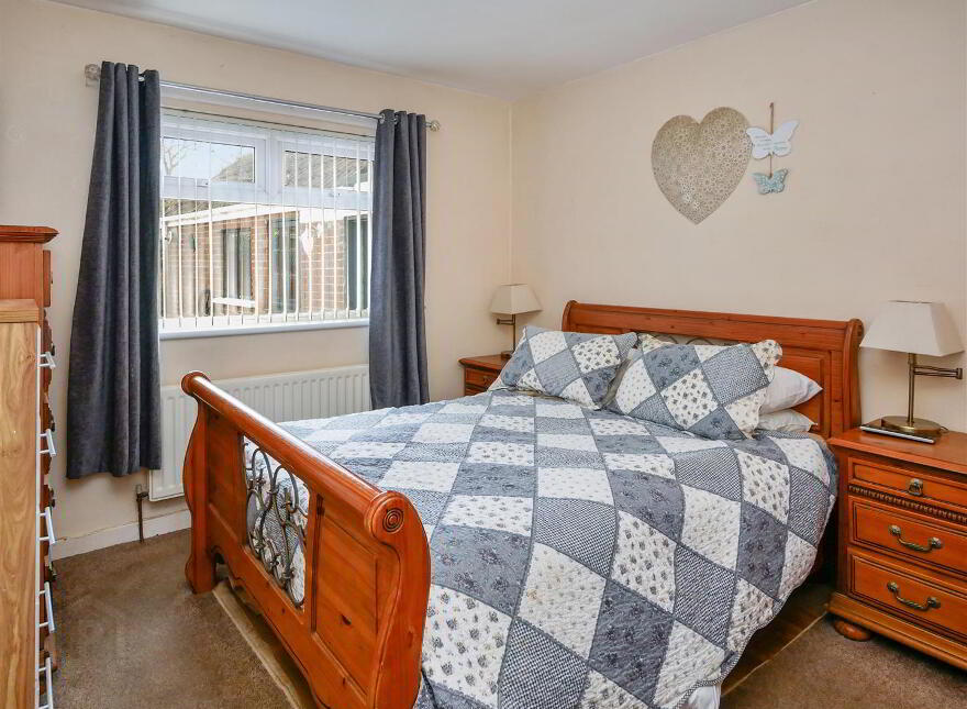 6 Hollygate Park, Church Road, Carryduff, Belfast, BT8 8DZ