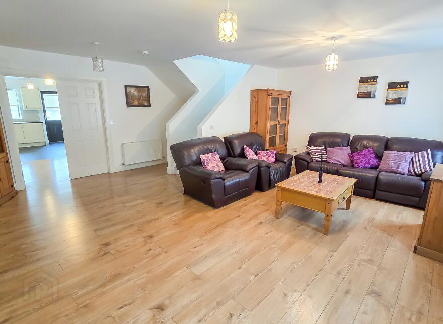 8 Wexford Street, Gorey, Y25YD80