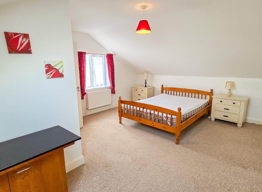 8 Wexford Street, Gorey, Y25YD80