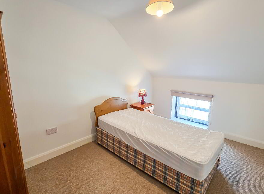 8 Wexford Street, Gorey, Y25YD80