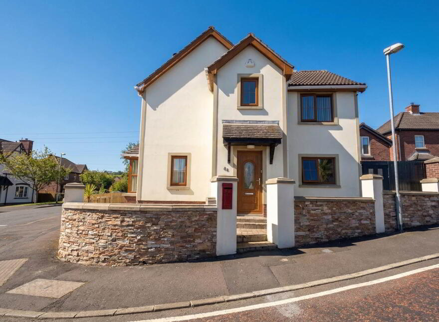 84 Lagmore Glen, Lagmore, Belfast, BT17 0WJ