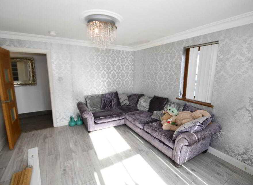 84 Lagmore Glen, Lagmore, Belfast, BT17 0WJ