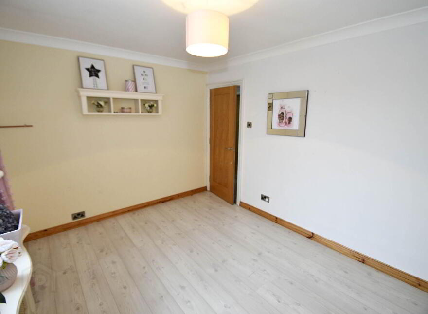 84 Lagmore Glen, Lagmore, Belfast, BT17 0WJ