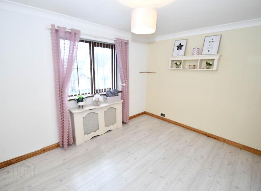 84 Lagmore Glen, Lagmore, Belfast, BT17 0WJ