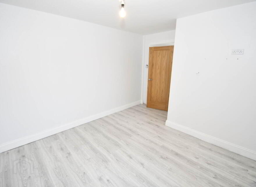 84 Lagmore Glen, Lagmore, Belfast, BT17 0WJ