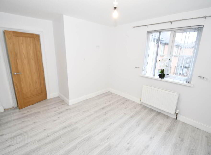84 Lagmore Glen, Lagmore, Belfast, BT17 0WJ