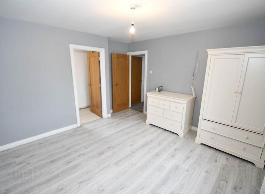 84 Lagmore Glen, Lagmore, Belfast, BT17 0WJ
