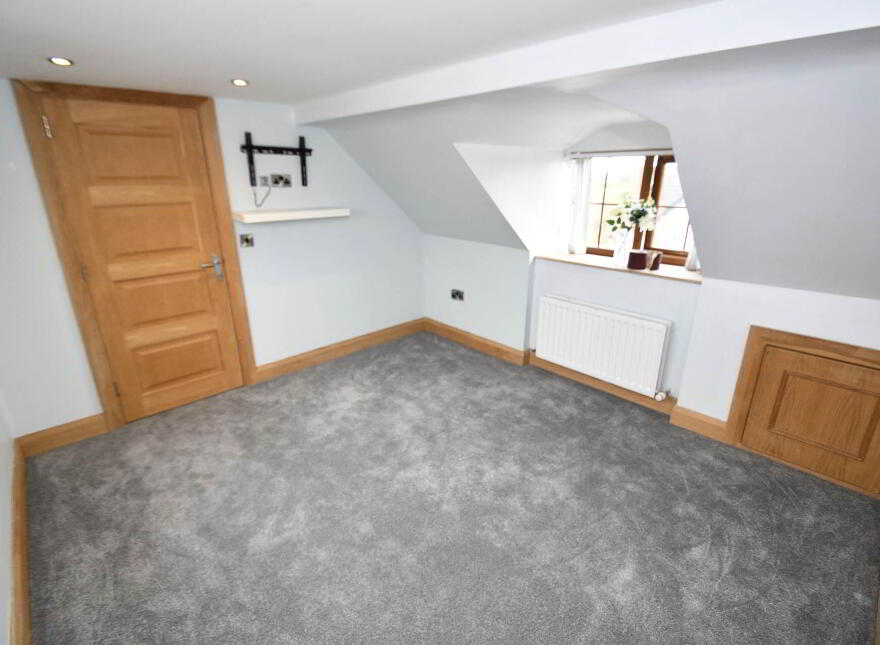 84 Lagmore Glen, Lagmore, Belfast, BT17 0WJ
