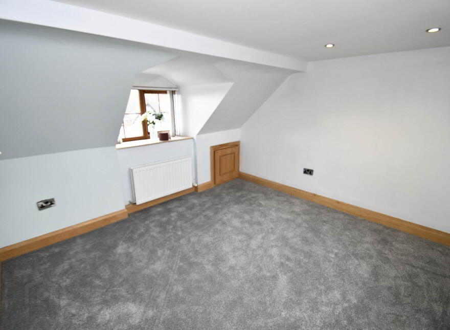 84 Lagmore Glen, Lagmore, Belfast, BT17 0WJ