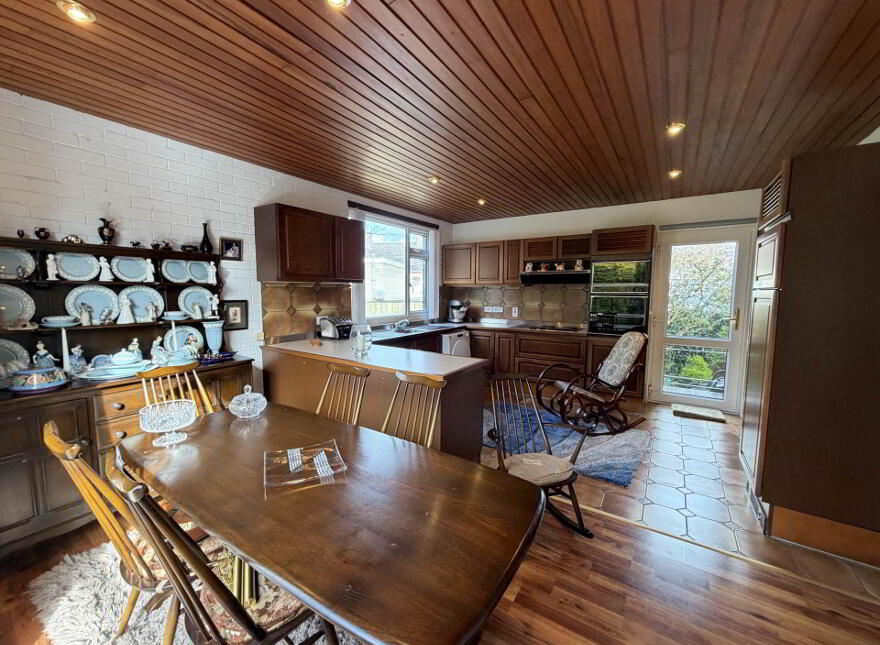 28 Mill Road, Larne, BT40 3BX