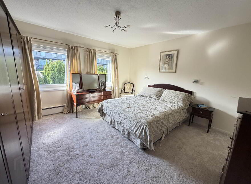 28 Mill Road, Larne, BT40 3BX