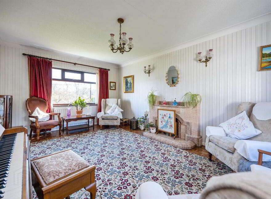 11 Roughal Park, Downpatrick, BT30 6HB