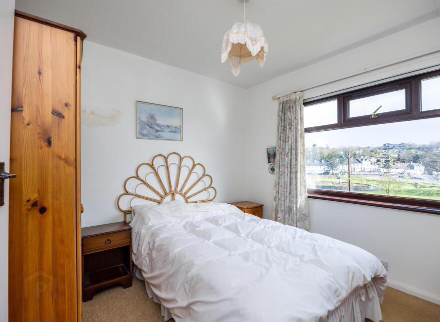 11 Roughal Park, Downpatrick, BT30 6HB
