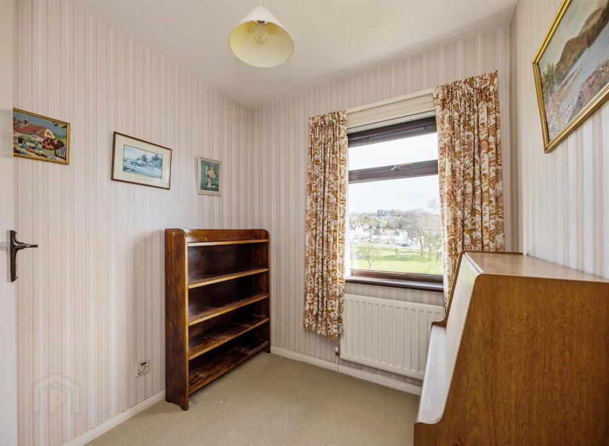 11 Roughal Park, Downpatrick, BT30 6HB