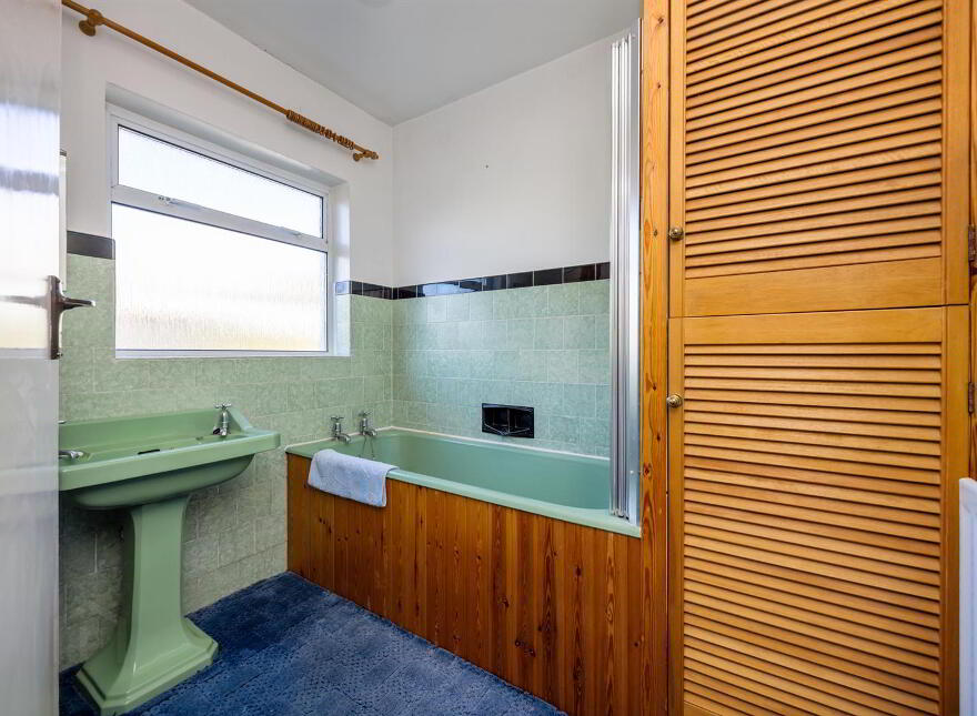 11 Roughal Park, Downpatrick, BT30 6HB