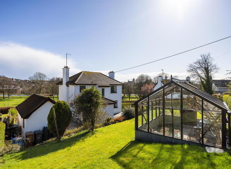 11 Roughal Park, Downpatrick, BT30 6HB