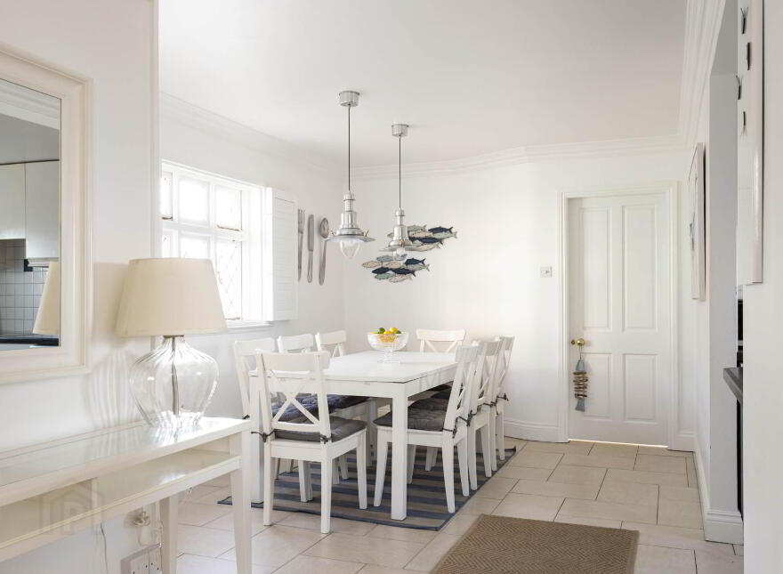 Sea Lodge Cottage, Seafield, Bantry, P75YR70