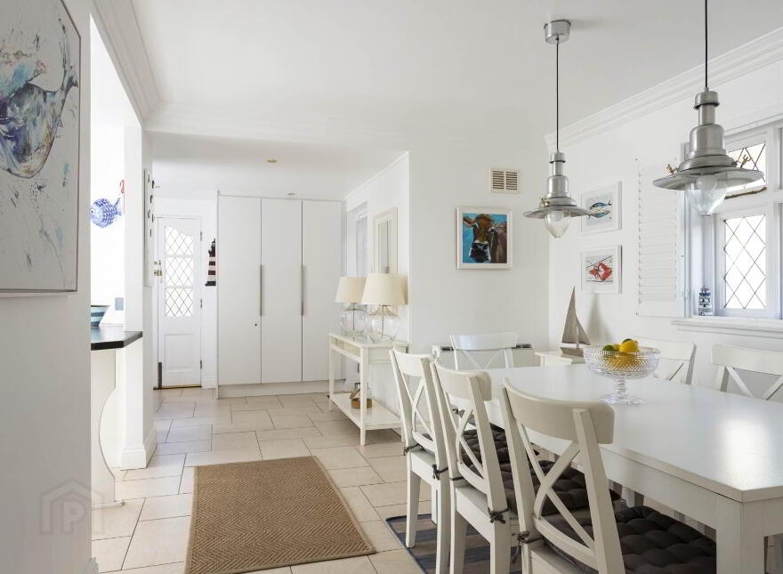 Sea Lodge Cottage, Seafield, Bantry, P75YR70