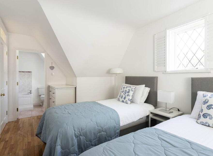 Sea Lodge Cottage, Seafield, Bantry, P75YR70