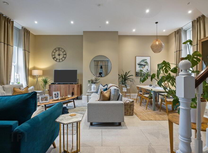 8 Ishbel Mews, Belfast, BT8 8FZ