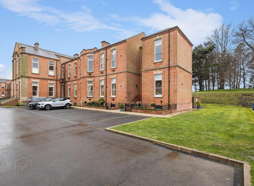 8 Ishbel Mews, Belfast, BT8 8FZ