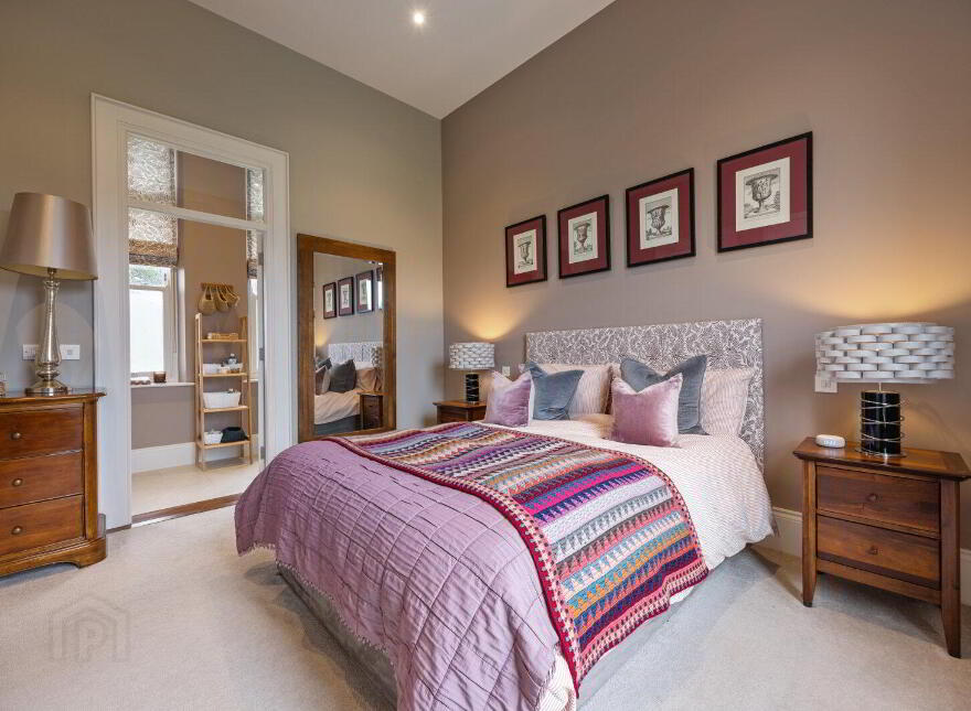 8 Ishbel Mews, Belfast, BT8 8FZ