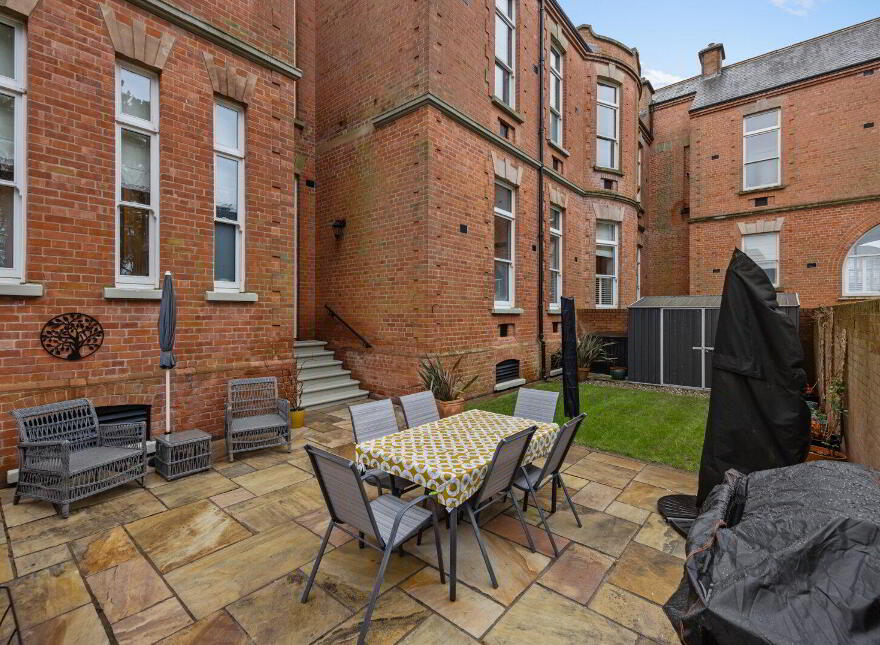 8 Ishbel Mews, Belfast, BT8 8FZ