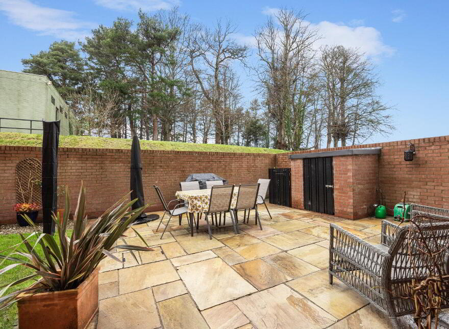 8 Ishbel Mews, Belfast, BT8 8FZ