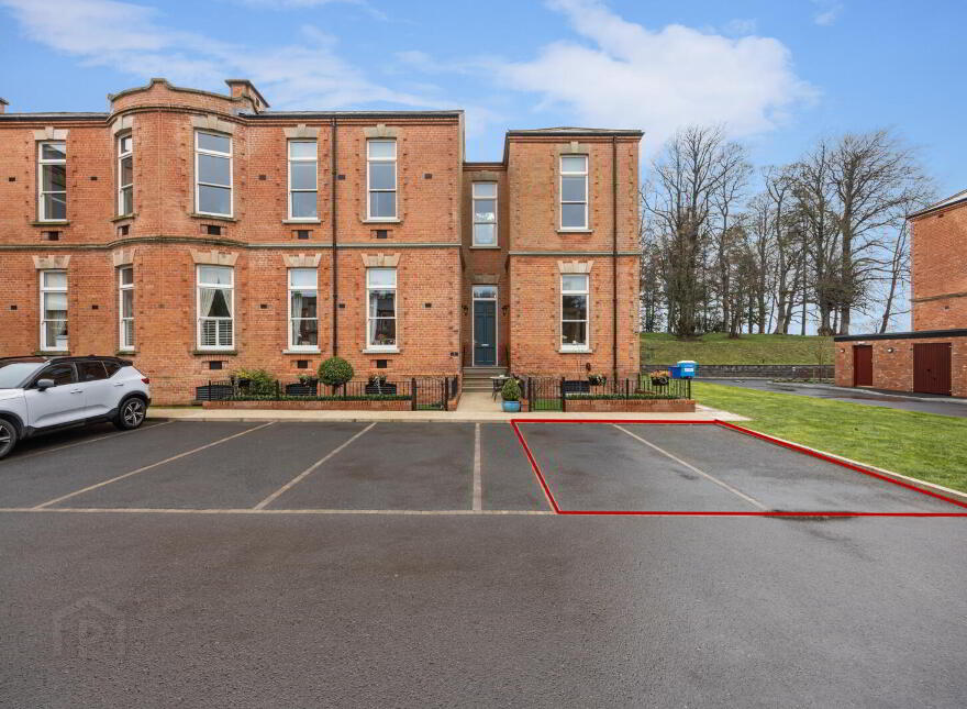 8 Ishbel Mews, Belvoir Park Development, Belfast, BT8 8FZ