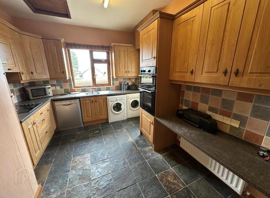 123 Banbridge Road, Dromore, BT25 1NF