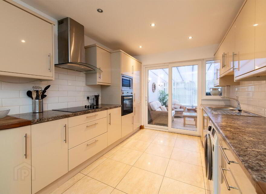 16 Hightown Crescent, Newtownabbey, BT36 7TQ