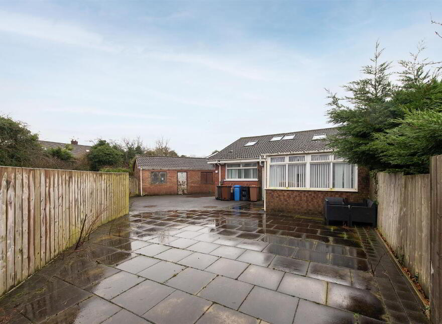 16 Hightown Crescent, Newtownabbey, BT36 7TQ