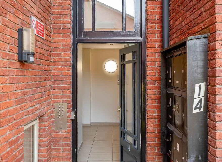 Apartment 6 14 Burghley Mews, Belfast, BT5 7GX