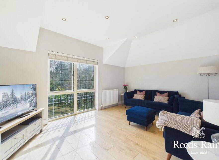 Apartment 6 14 Burghley Mews, Belfast, BT5 7GX