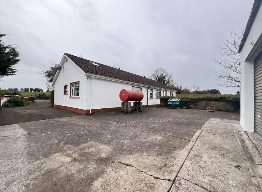 Woodenstown Lower, Cahir, County Tipperary, E21Y062