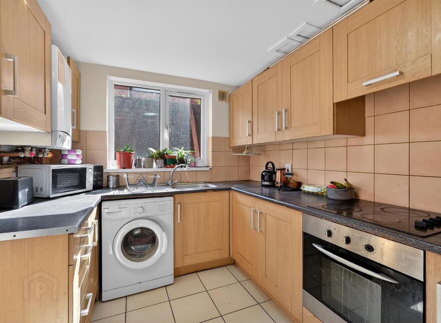 15 Elaine Street, Belfast, BT9 5AR