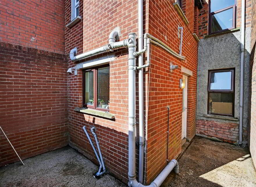 15 Elaine Street, Belfast, BT9 5AR