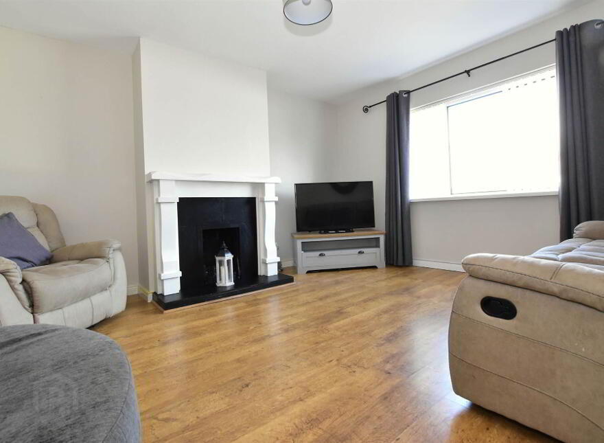 42 Audleys Drive, Newtownards, BT23 8UB