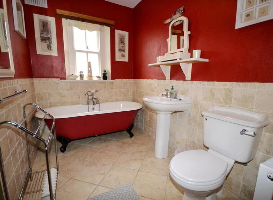 Holly Glen House, Common, Ardara, F94A0X7