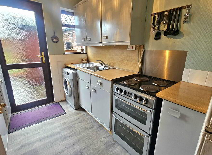 4 Templar Avenue, Lisburn, BT27 5EL